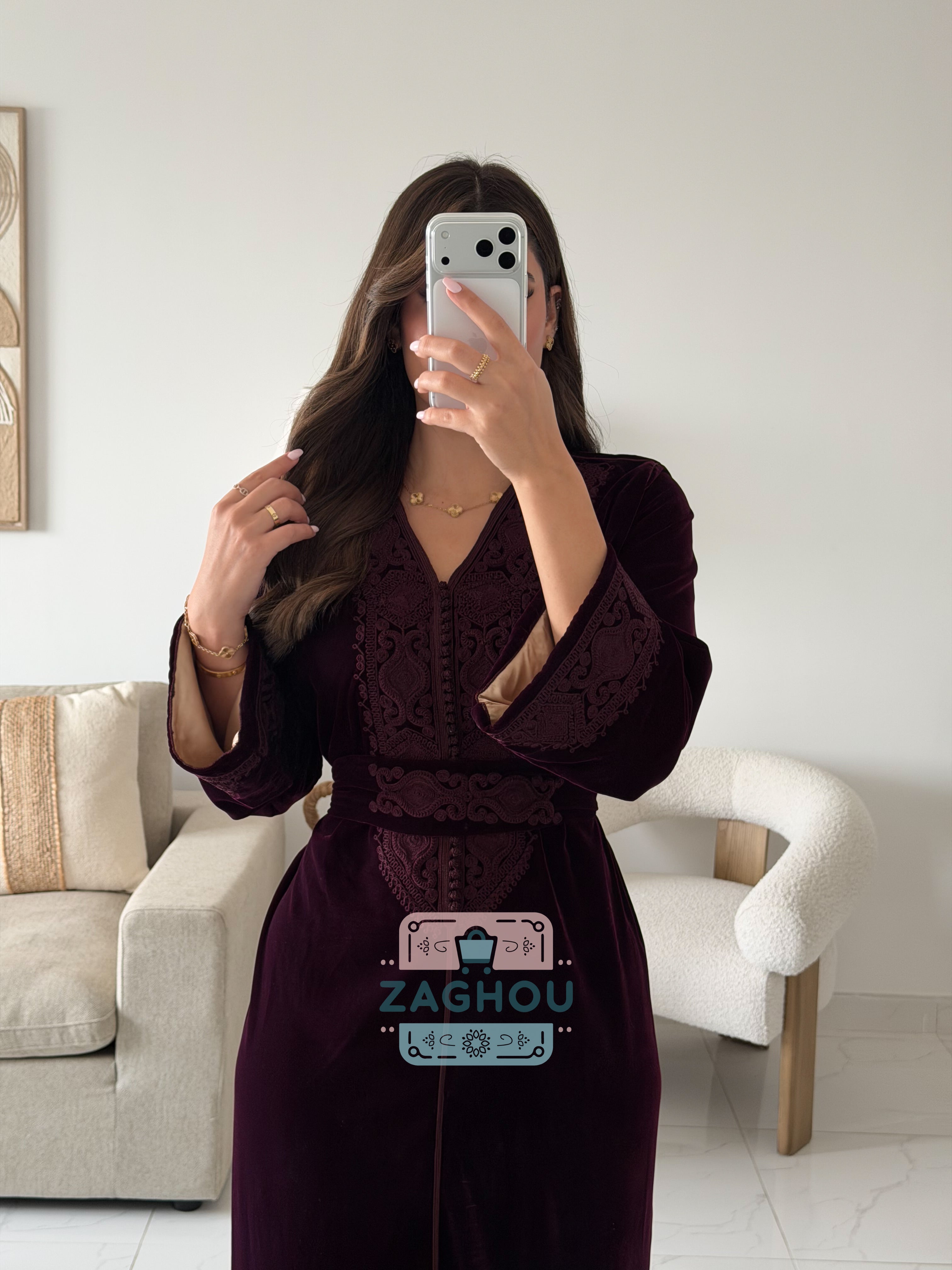 ليليا قفطان