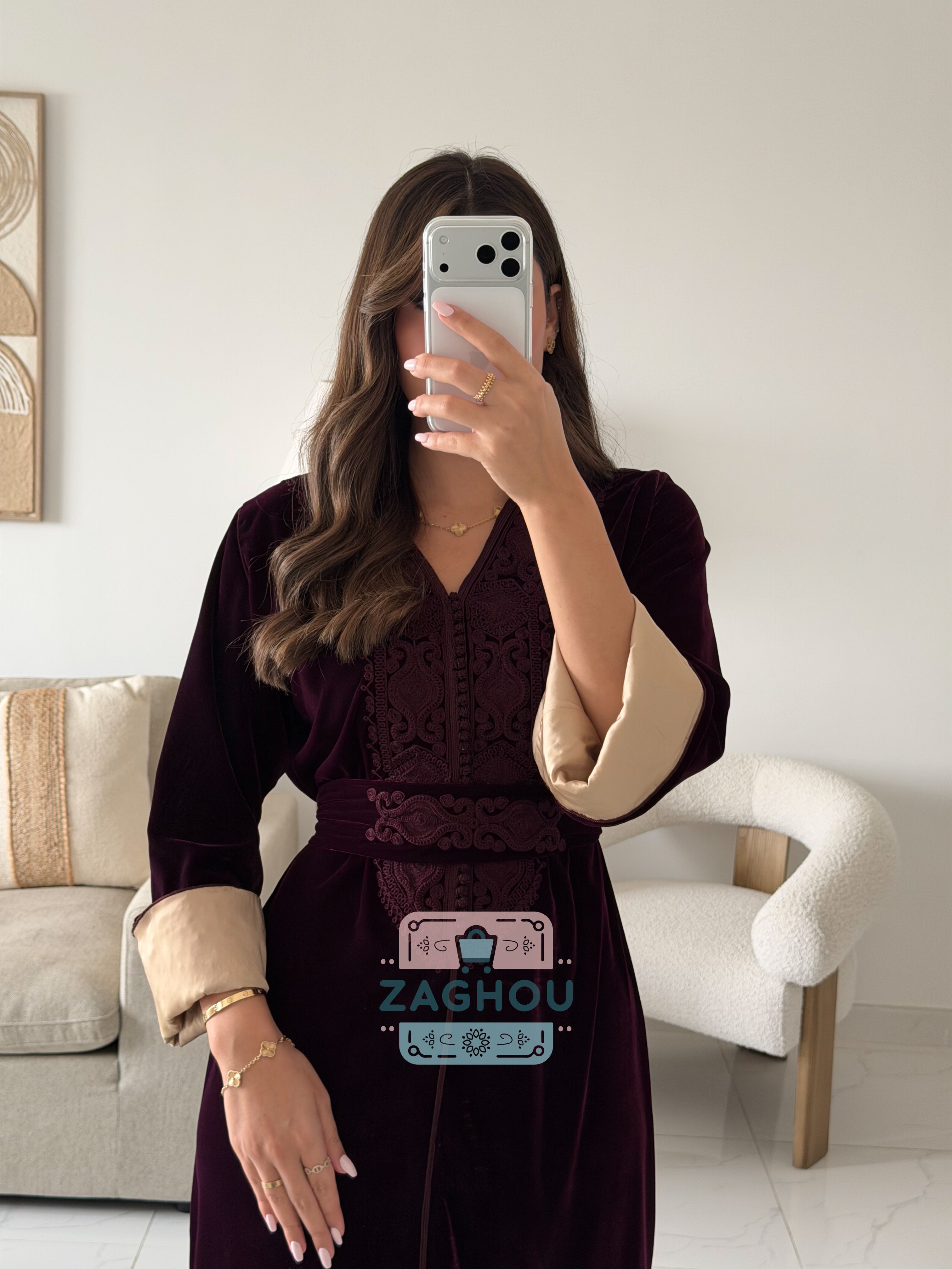 ليليا قفطان