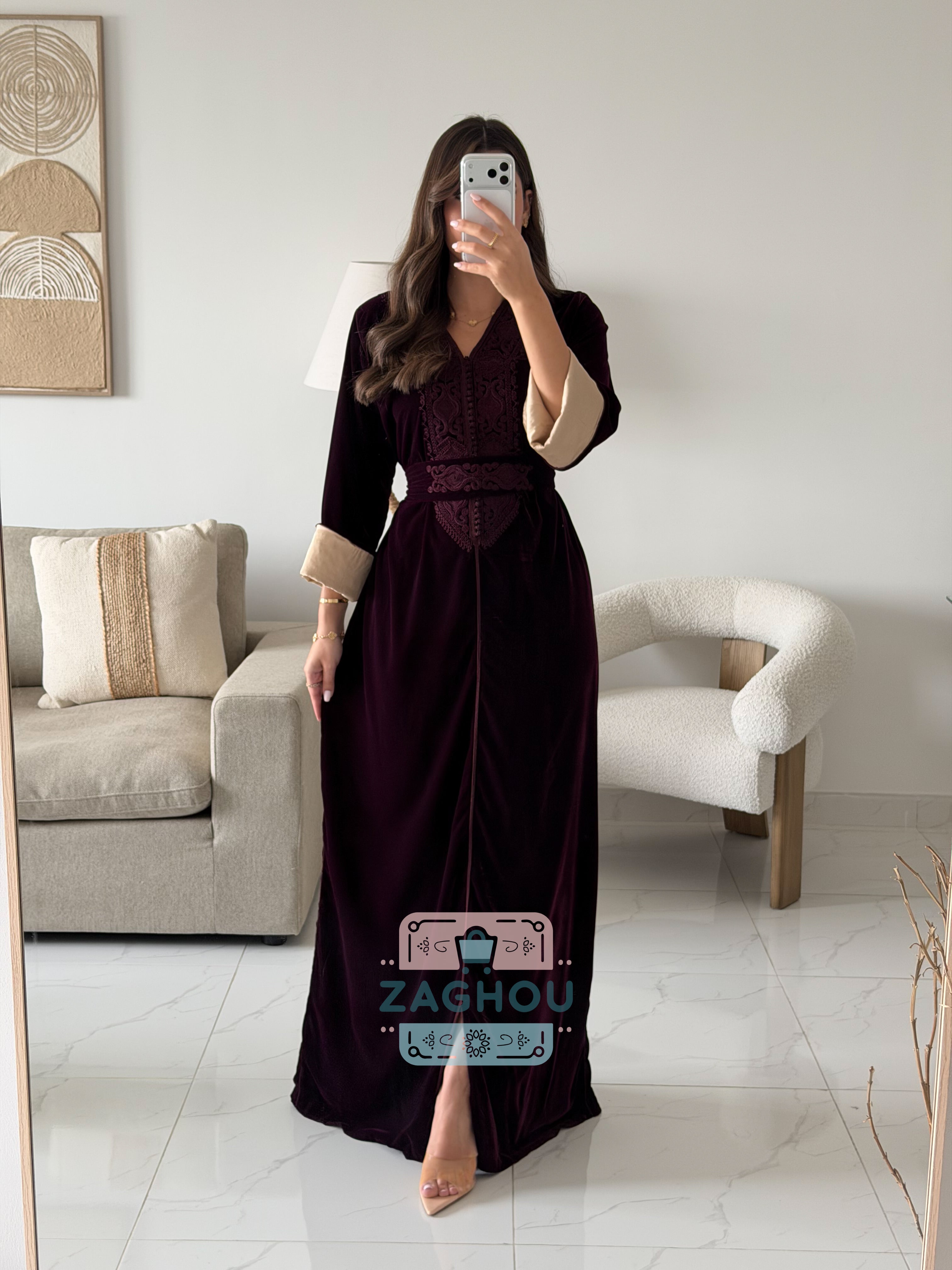 ليليا قفطان