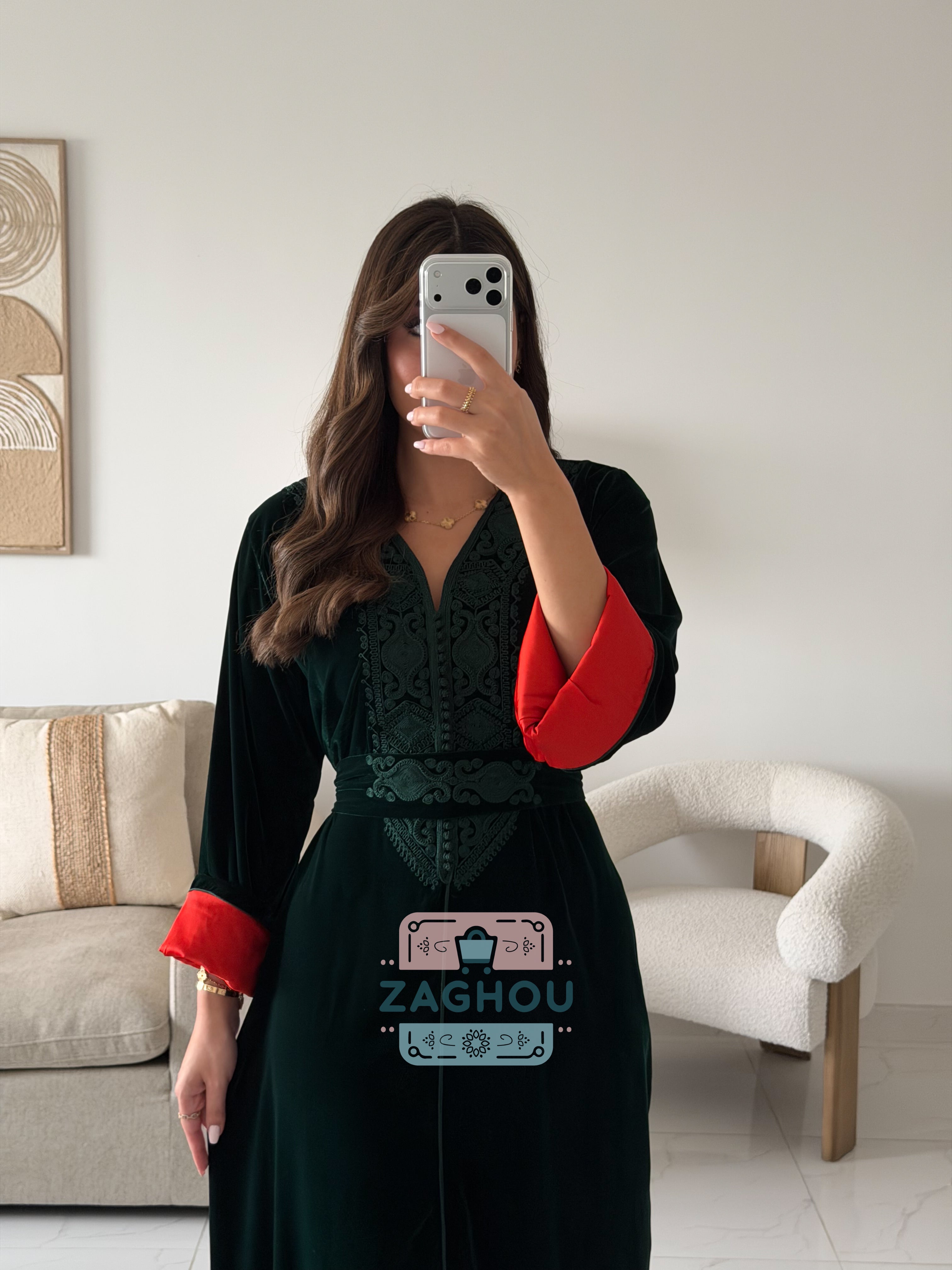 ليليا قفطان