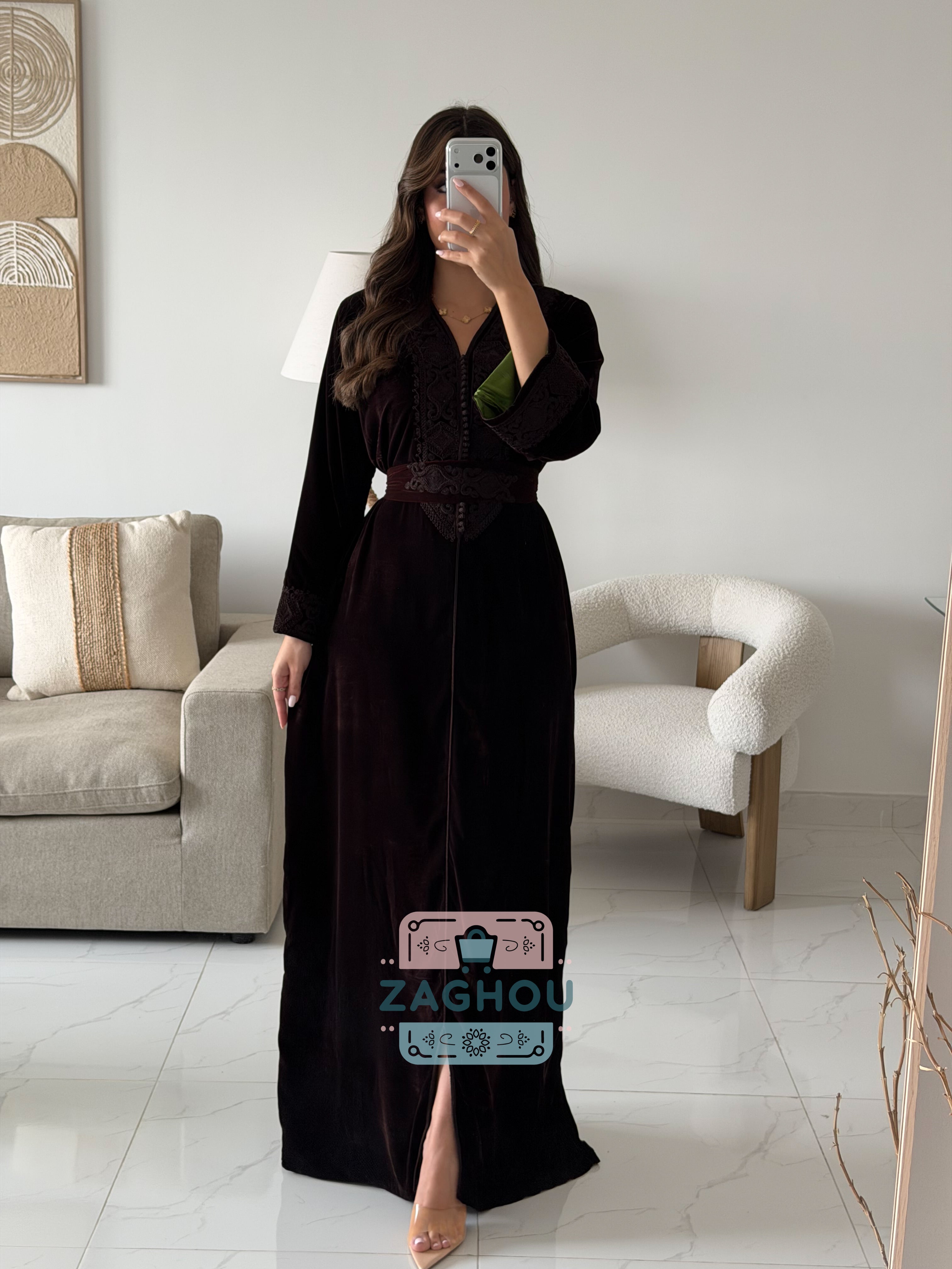 ليليا قفطان