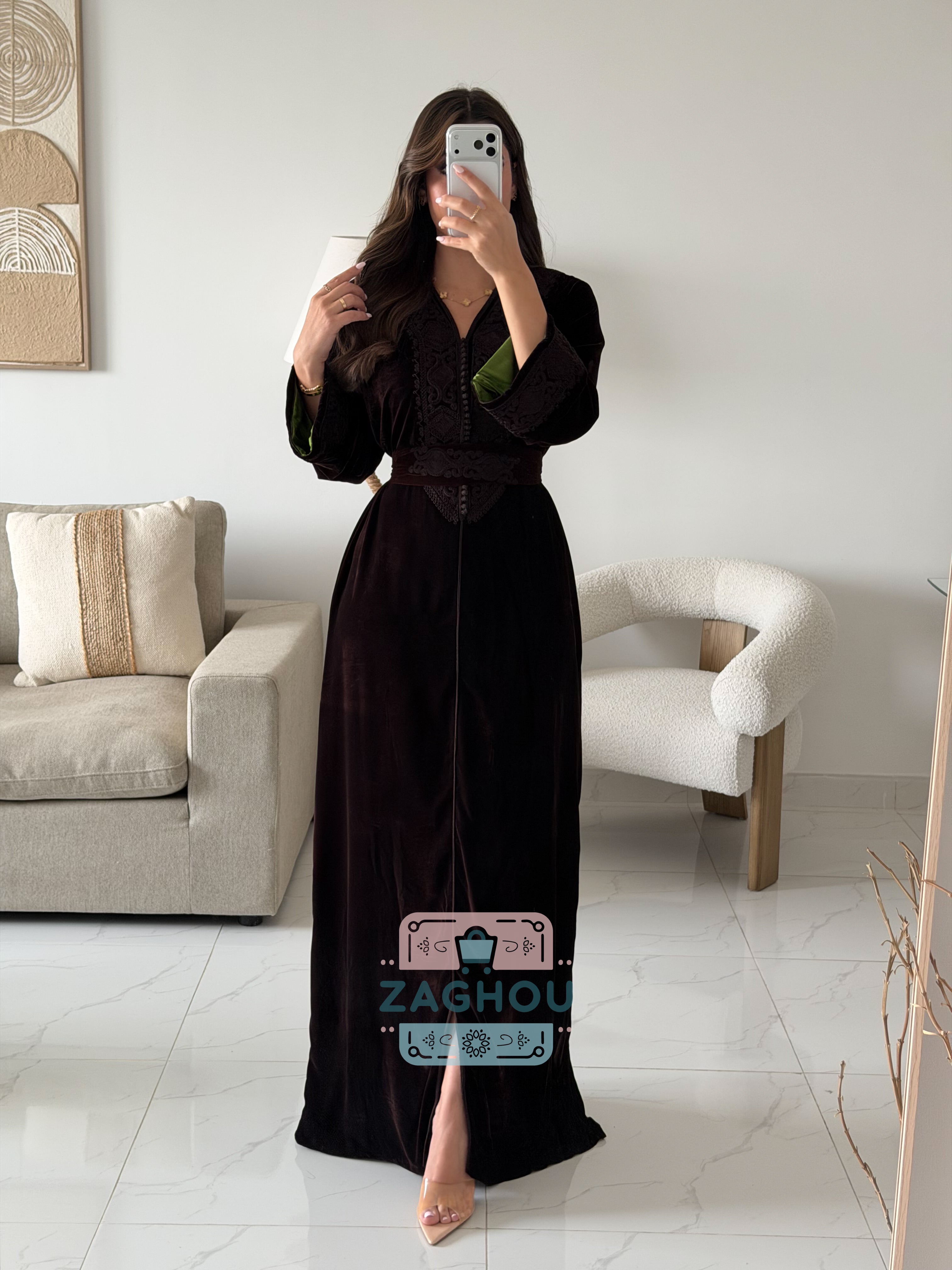 ليليا قفطان