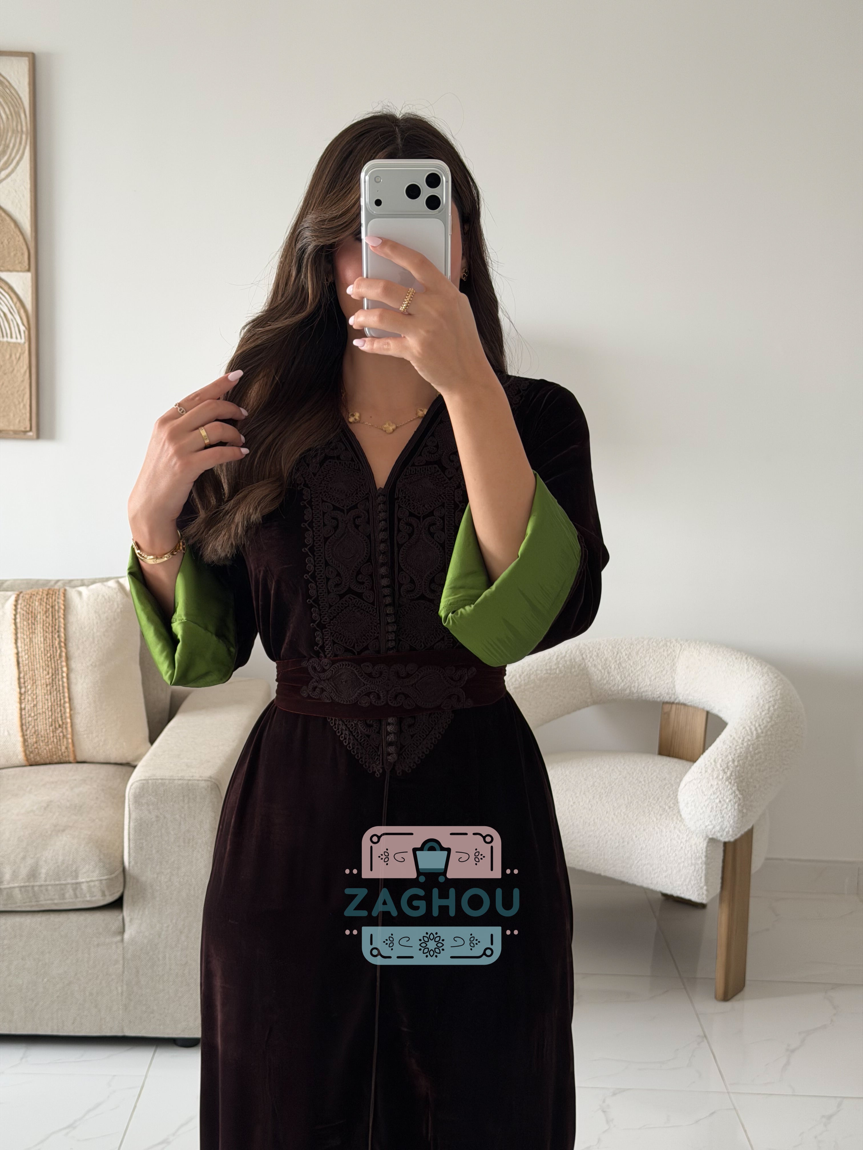 ليليا قفطان