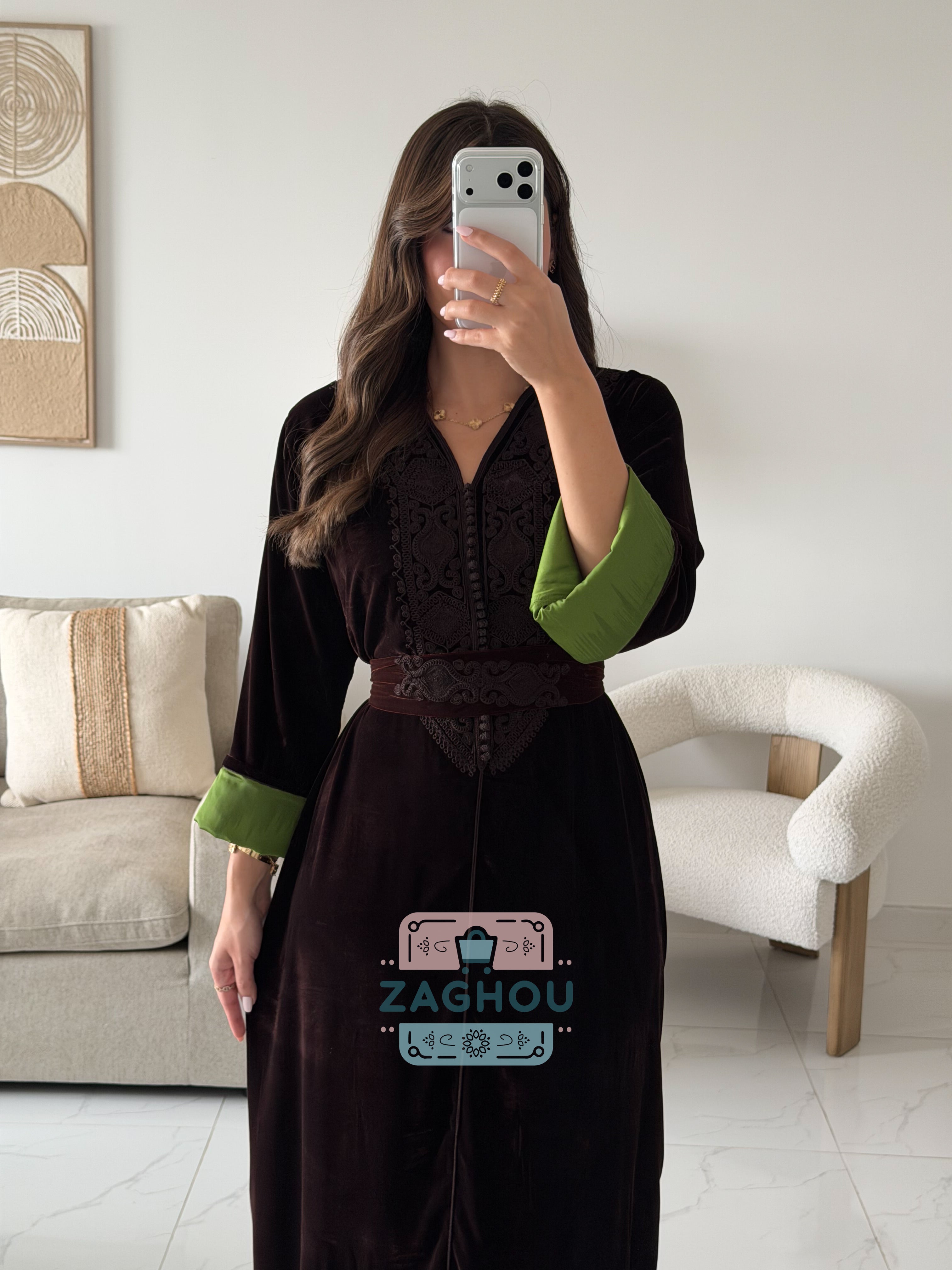 ليليا قفطان