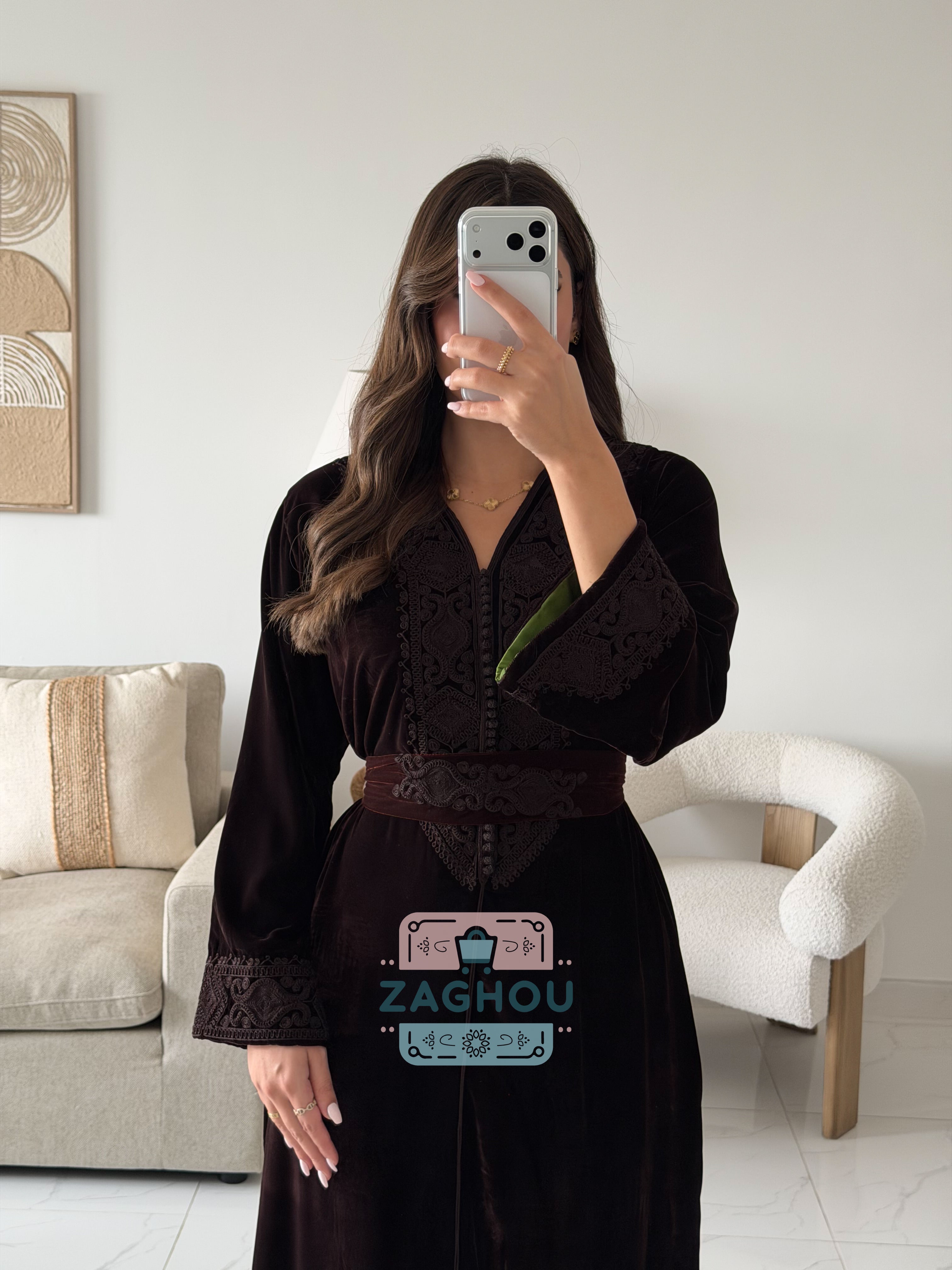 ليليا قفطان