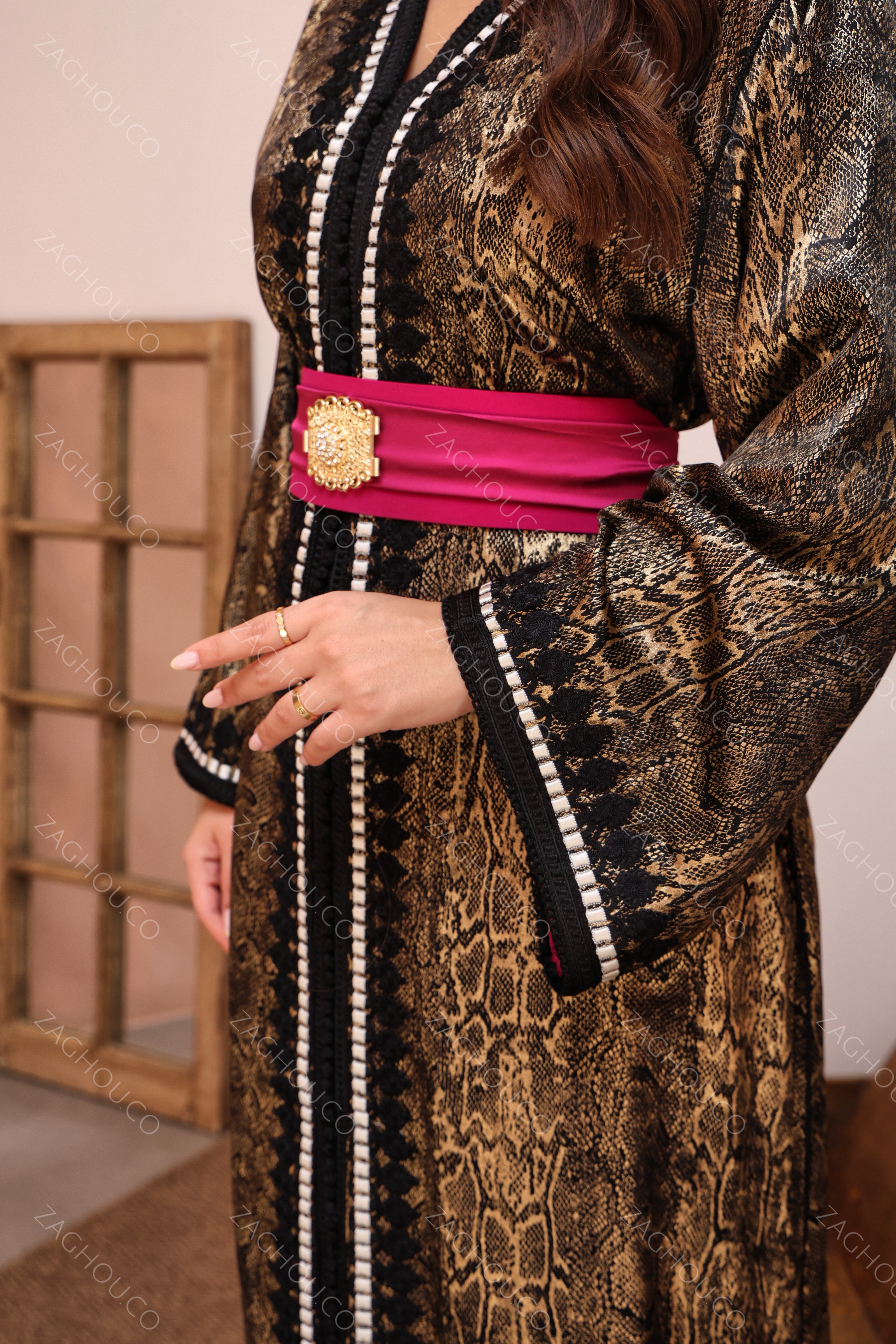 AISHA KAFTAN