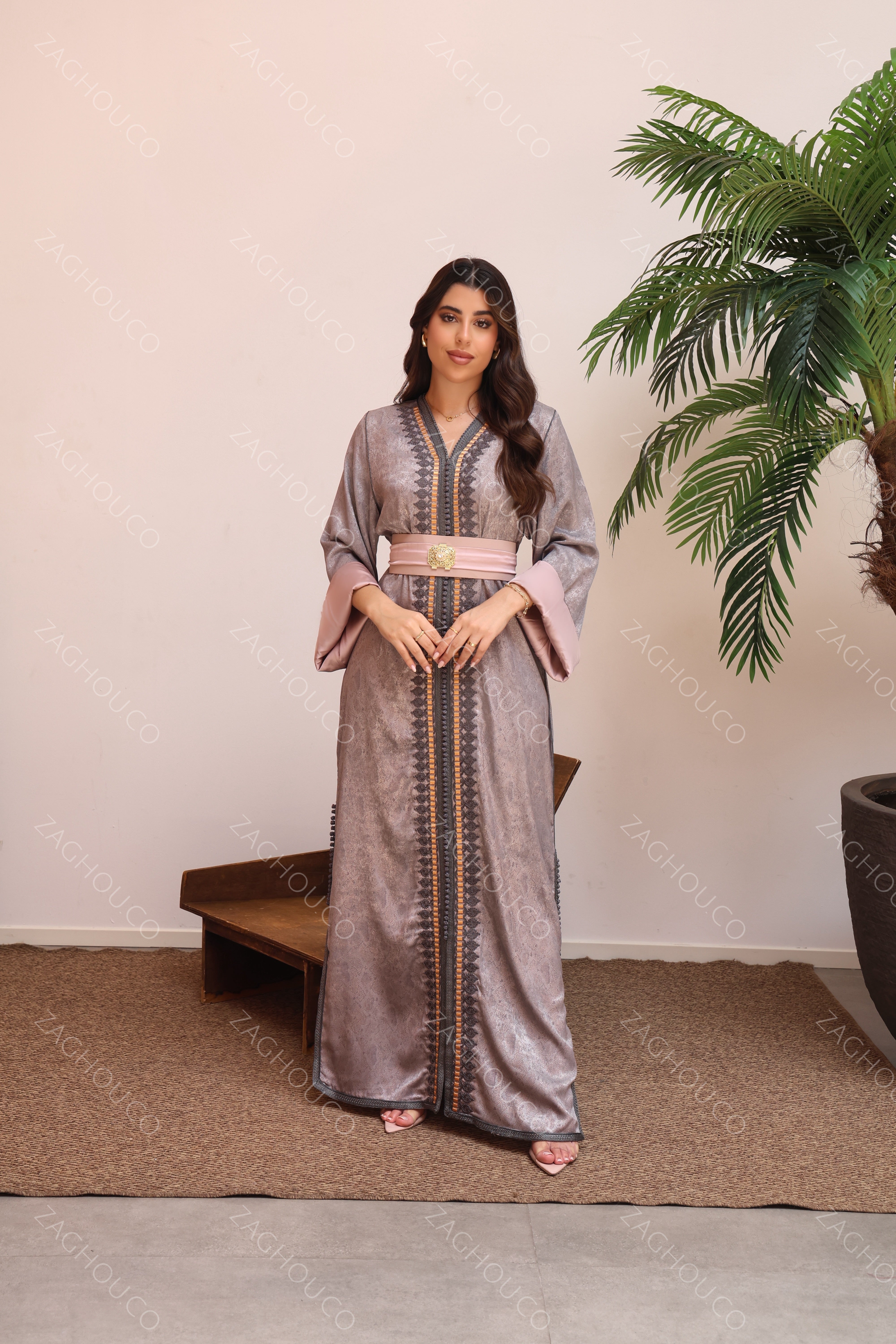 AISHA KAFTAN