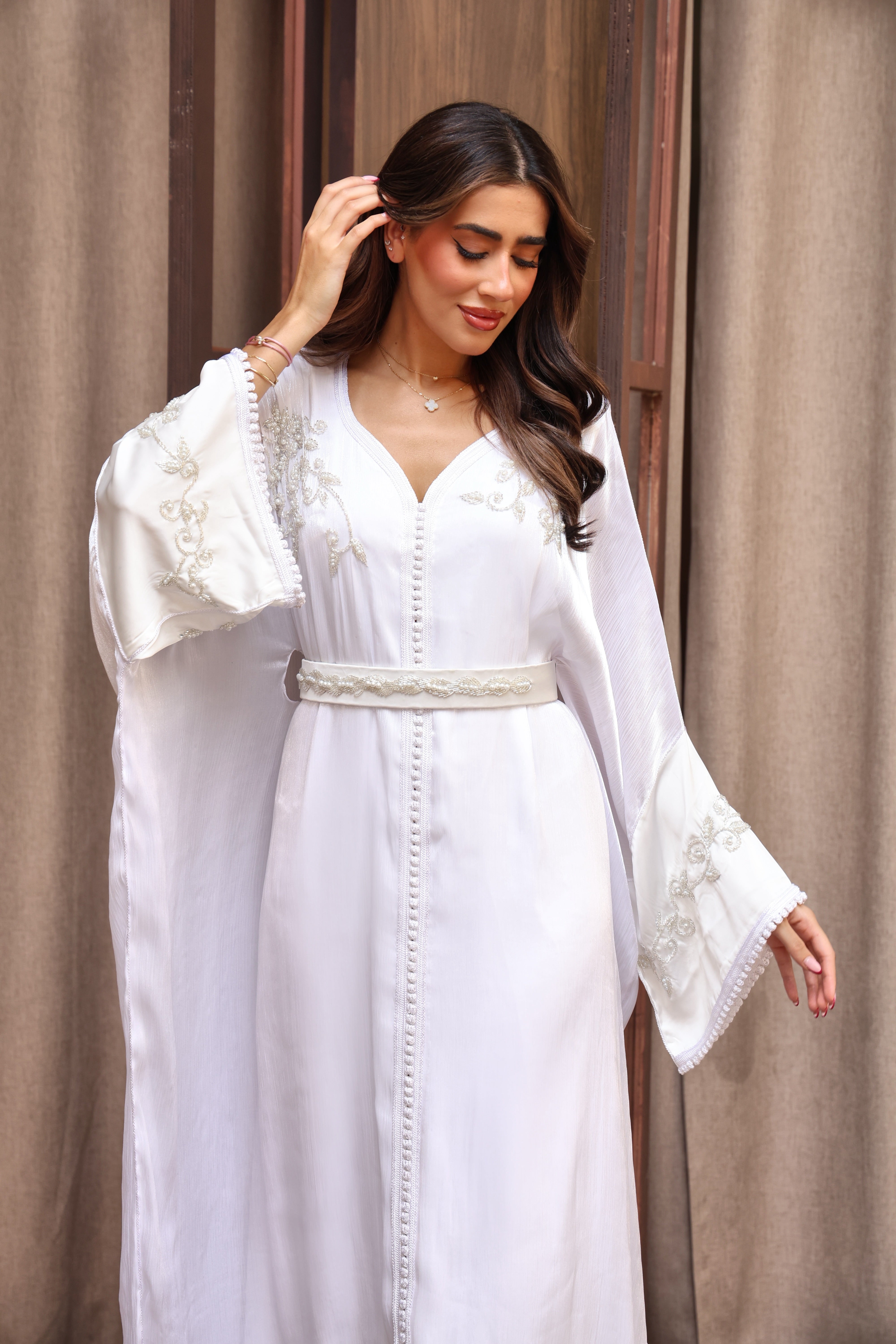 LARA KAFTAN