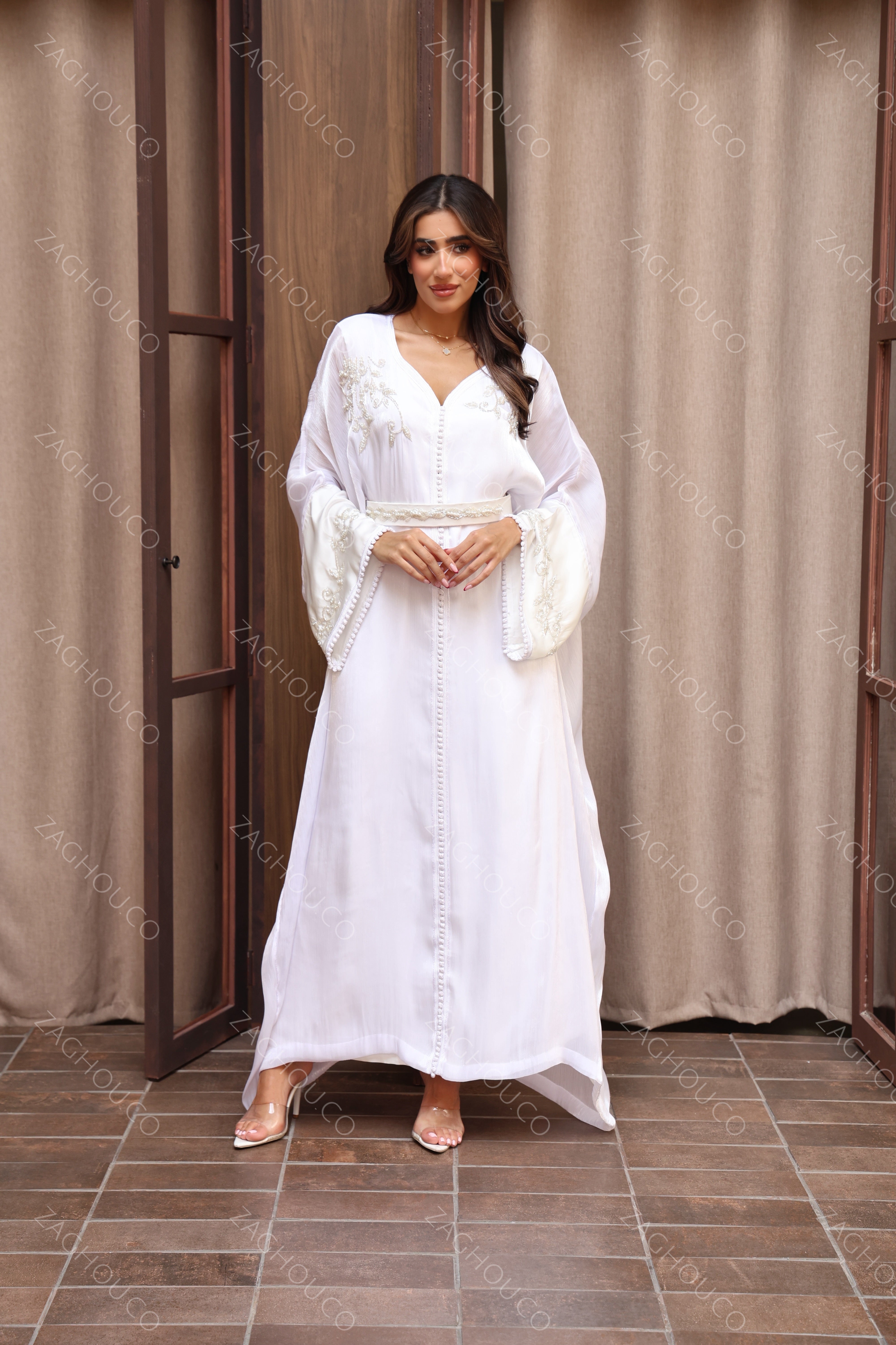 لارا قفطان