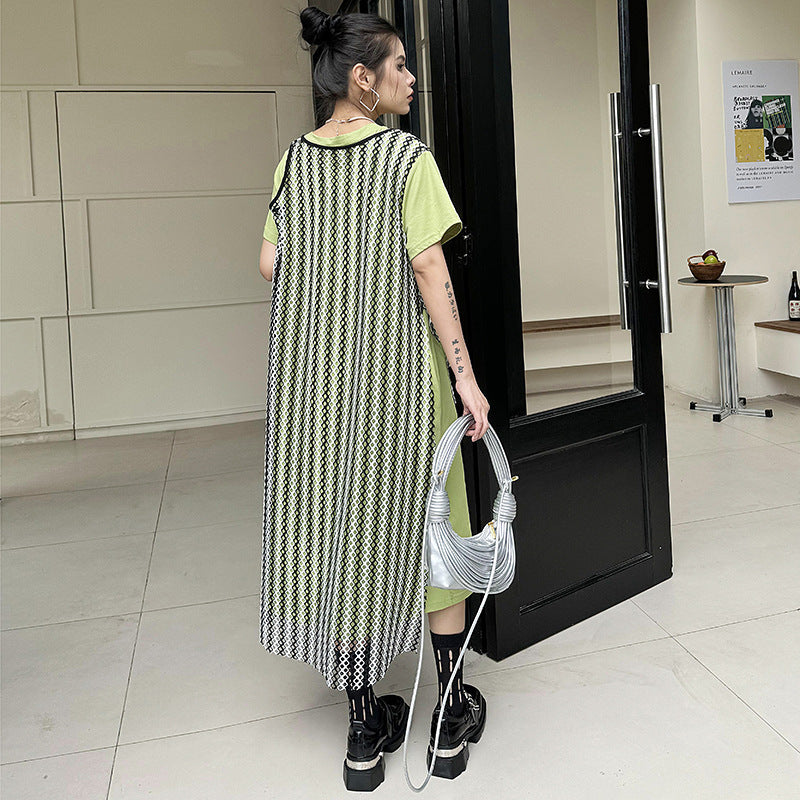 Crew Neck Contrast Midi Dress